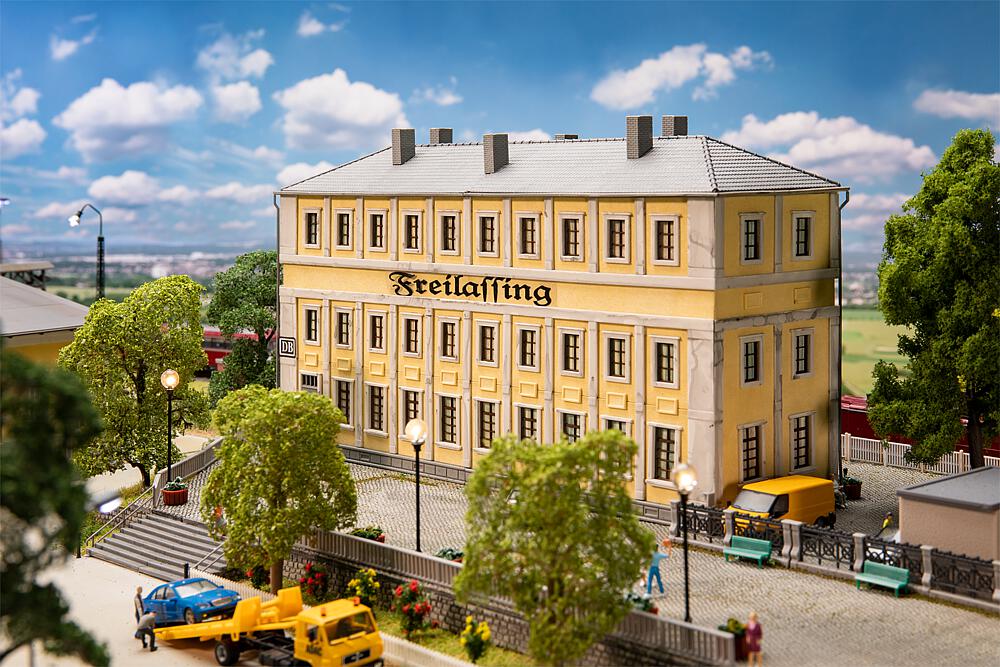 Faller 120083 Spur H0 Bw-Verwaltung Freilassing          64,