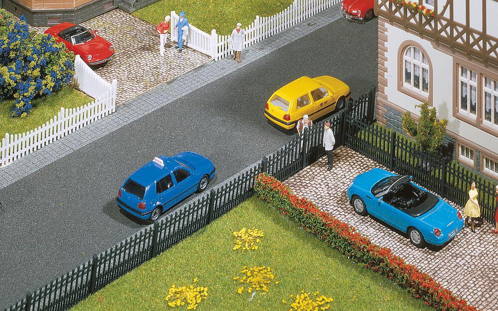 Faller 180411 Spur H0 Eisen-Gartenzaun, 684 mm          9,49