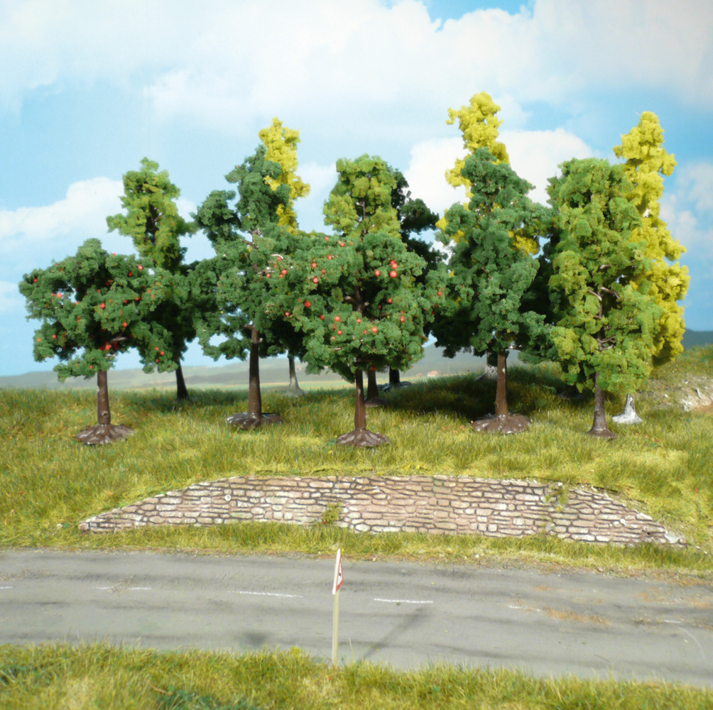 Heki 1360  50 Bäume 8-13 cm                         128