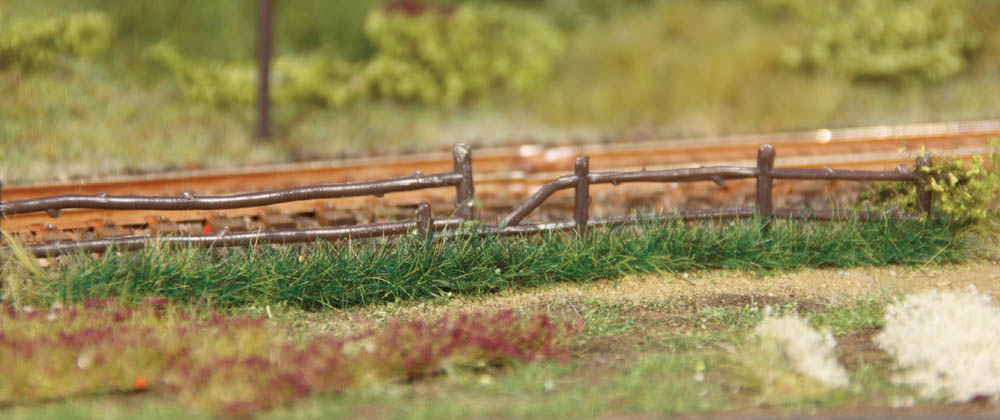 Heki 1813  10 Grasstreifen dunkelgrün, 100 mm lang, 11,2