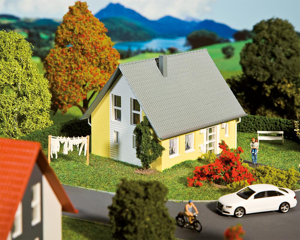 Faller 130317 Spur H0 Einfamilienhaus, gelb          22,99