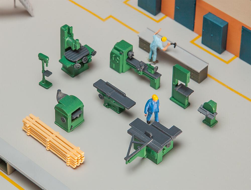 Faller 180455 Spur H0 Werkstattausstattung          27,99