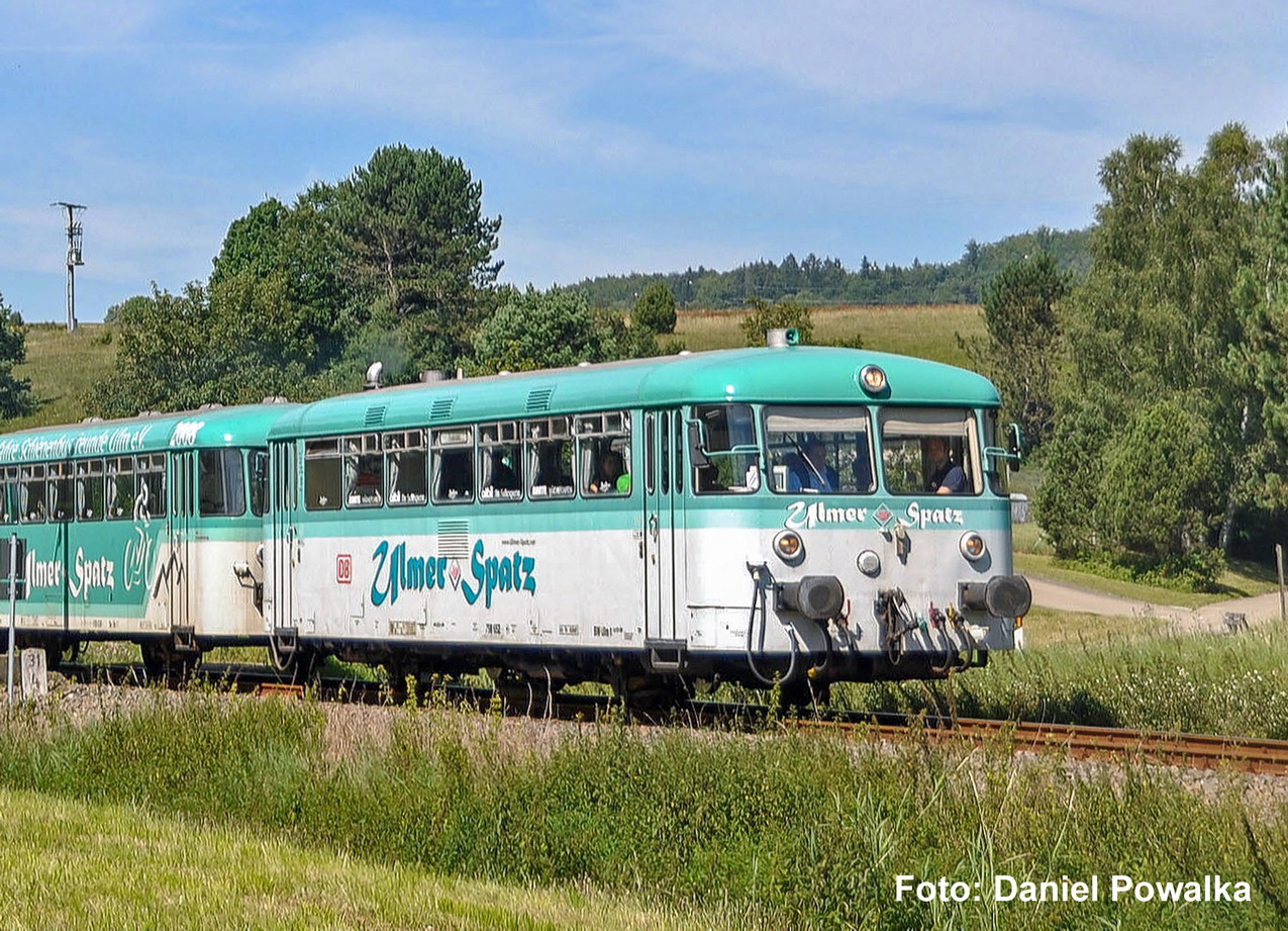 PIKO 52149 Spur H0  Dieseltriebwagen BR 798 + Steuer299