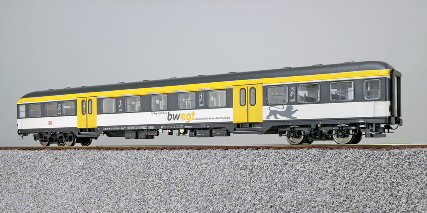 ESU 36512 n-Wagen, H0, AB nrz 418.4, 31-34 074-0, 1./2. Kl,