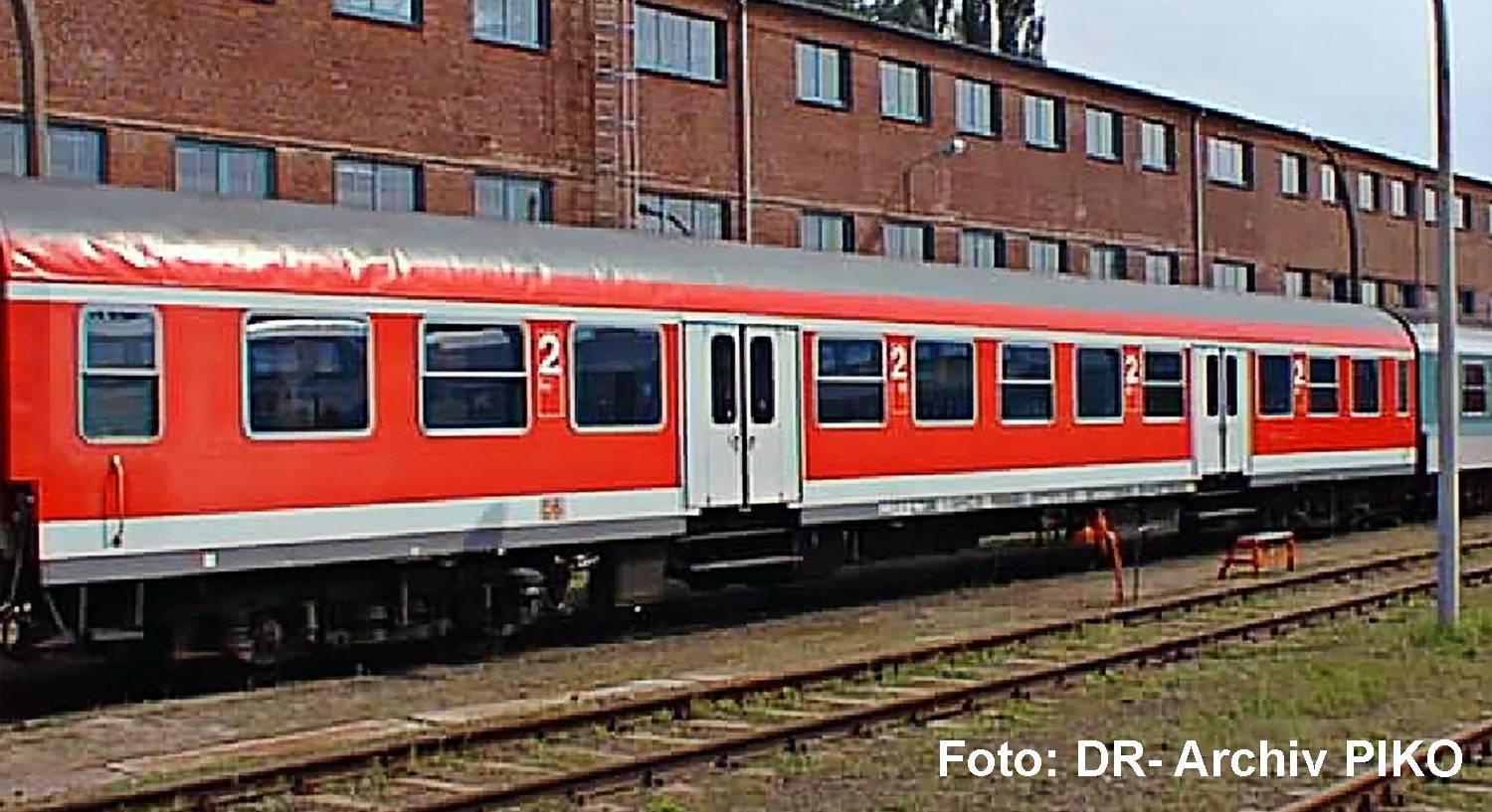 PIKO 28008 Spur H0  Halberstädter Mitteleinstiegswag72