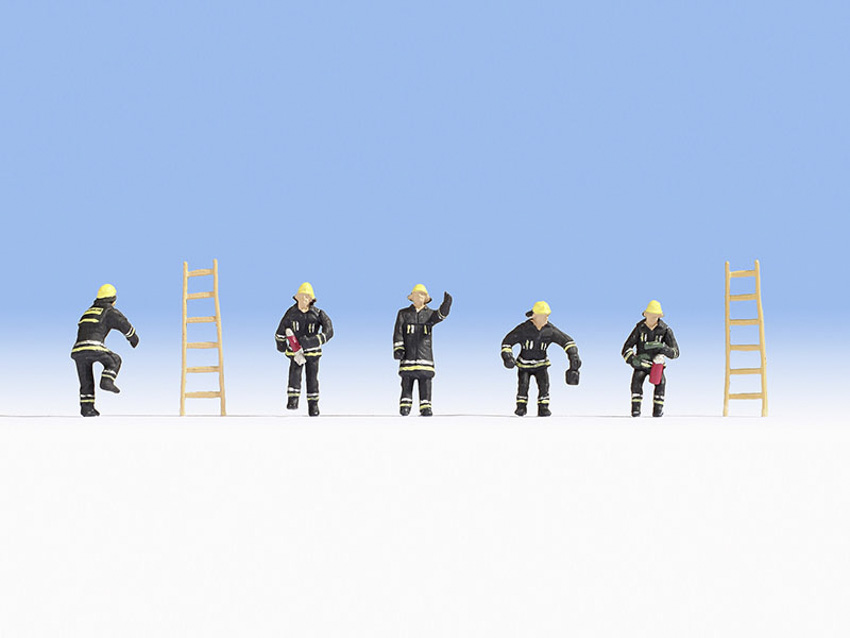 NOCH 15021 Spur  H0 Feuerwehr  (schwarze Schutzanzüg14,99