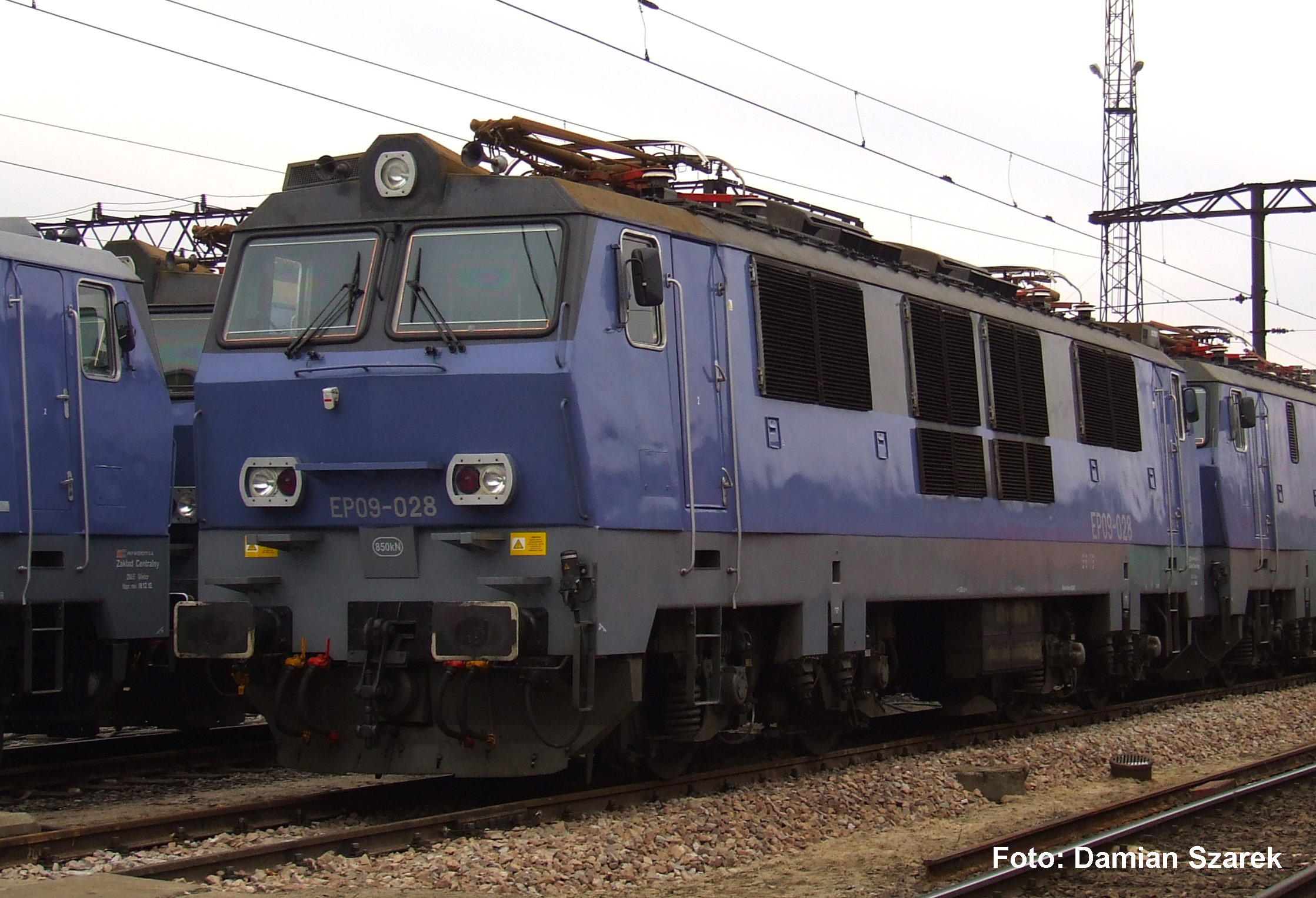 PIKO 97532 Spur H0  E-Lok EP09 PKP IC VI            249