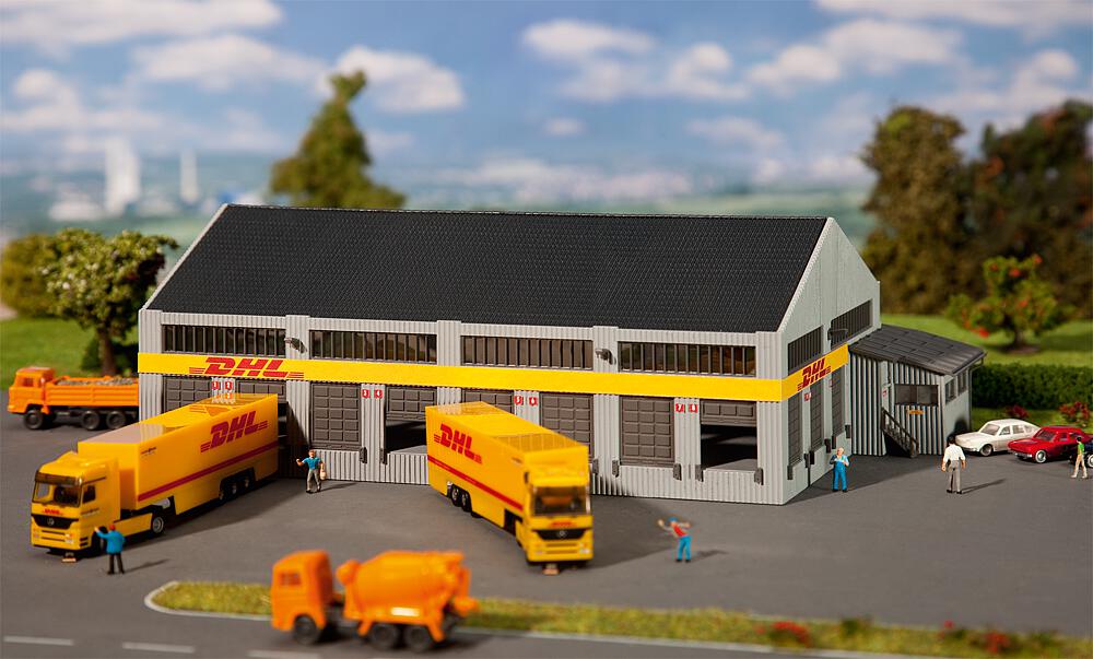 Faller 231733 Spur N Logistik-Zentrum DHL mit Figure59,99