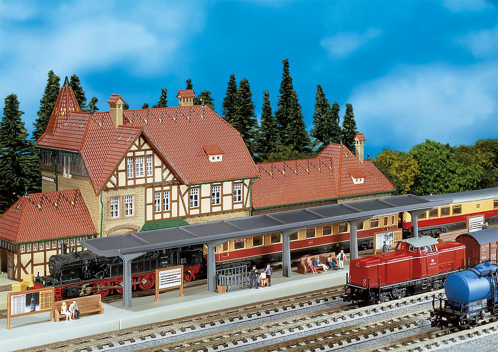 Faller 222125 Spur N Bahnsteig          22,99       22,99