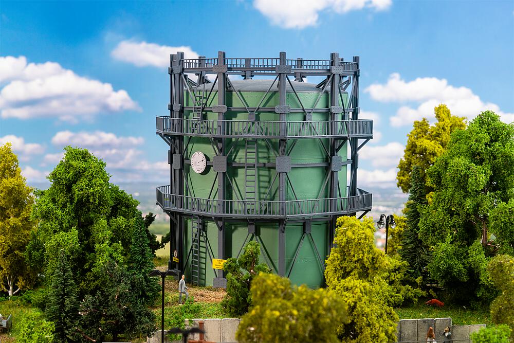 Faller 130157 Spur H0 Gasometer mit Rohrleitungen          4
