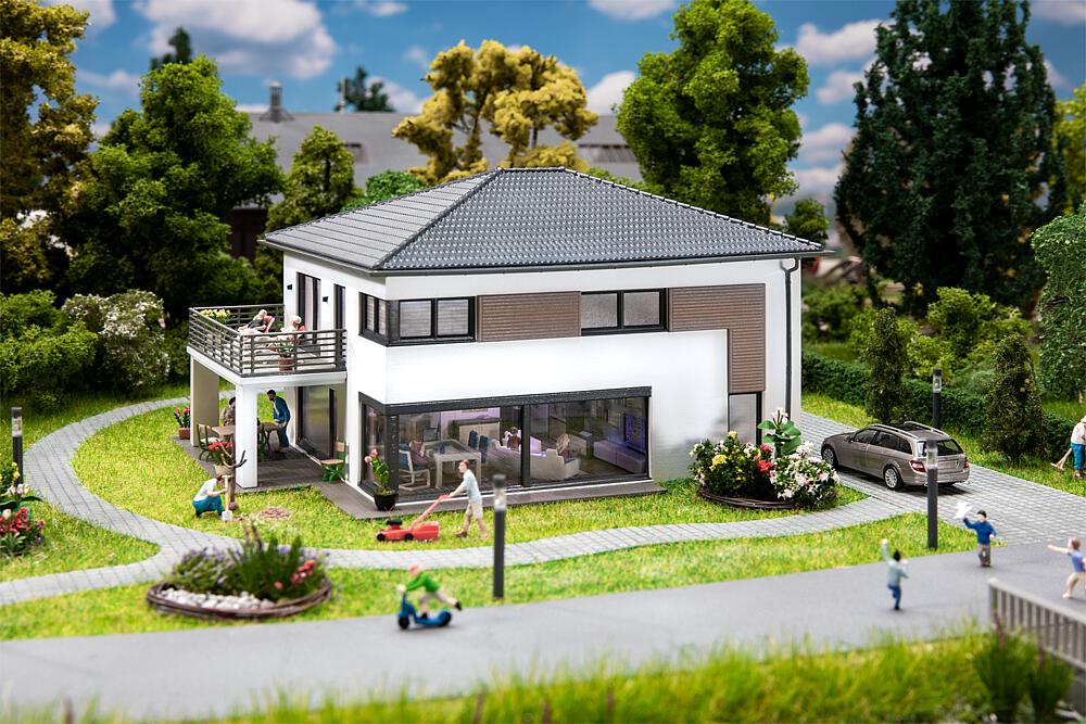 Faller 130639 Spur H0 WeberHaus CityLife          66,99