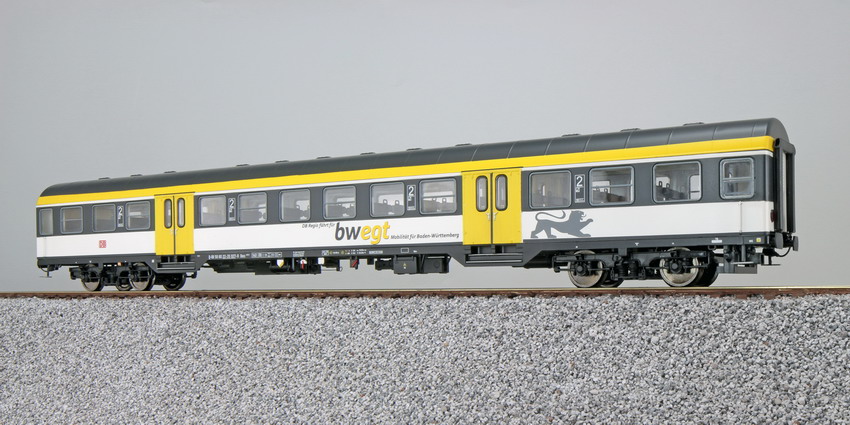 ESU 36511 n-Wagen, H0, Bnrz 450.3, 22-35 927-9, 2. Kl, DB Ep