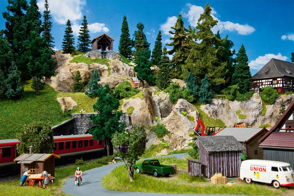Faller 130323 Spur H0 Materialseilbahn          189,99