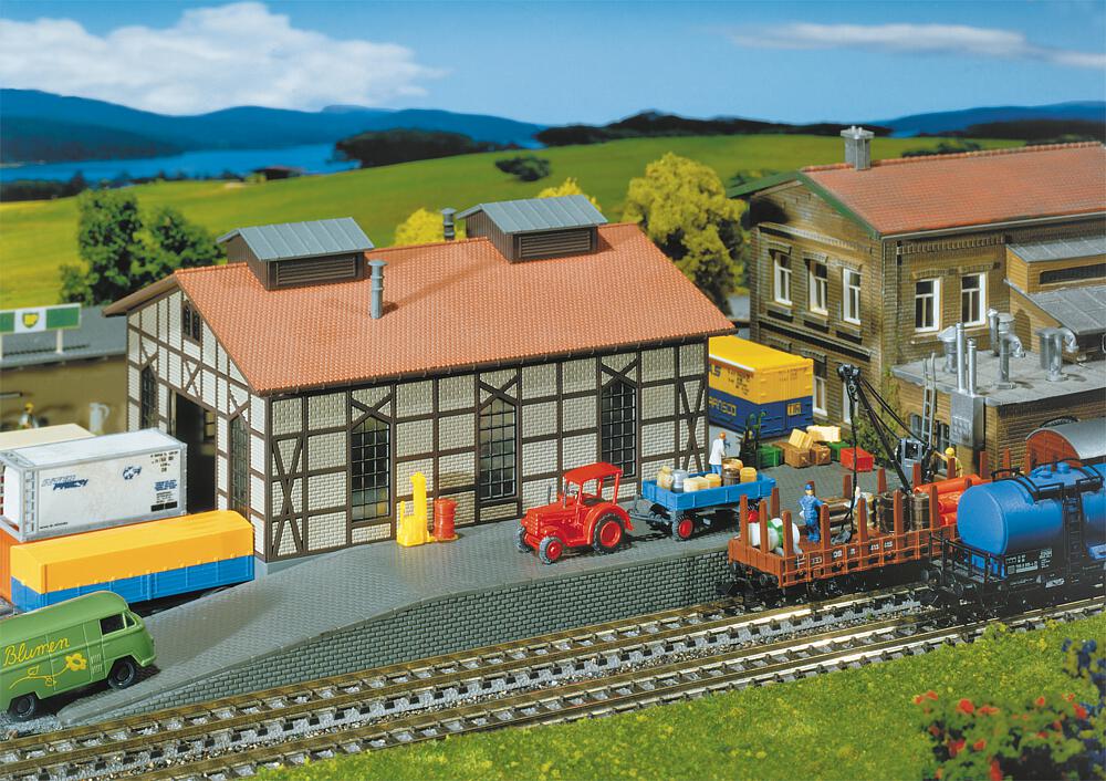 Faller 222179 Spur N Verladerampe mit Kran          16,79