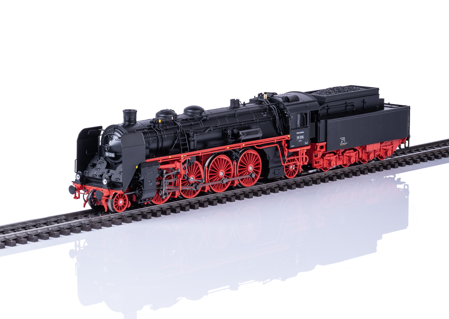 Märklin 38190 Spur H0 Dampflok BR 19.0 Sachsenstolz   679.00