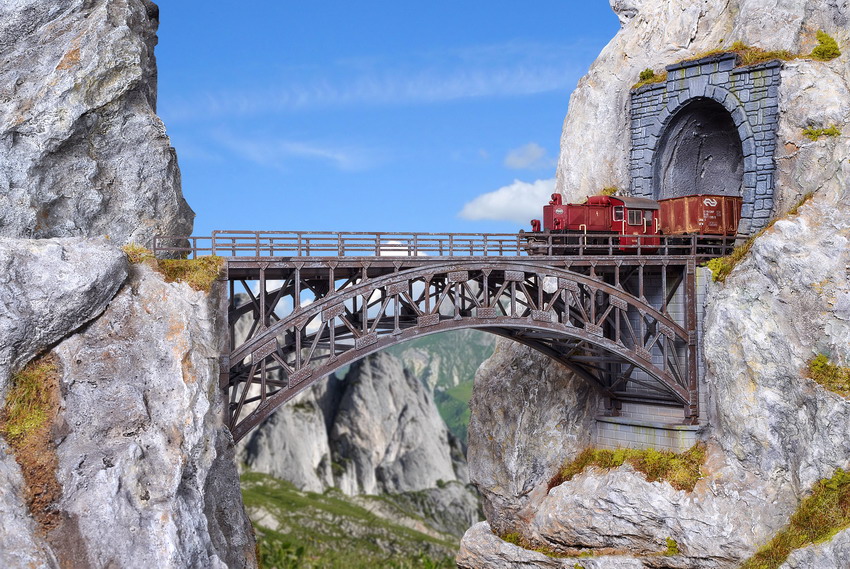 Vollmer 42548 Spur H0 Stahlbogenbrücke Schlossba   50,5