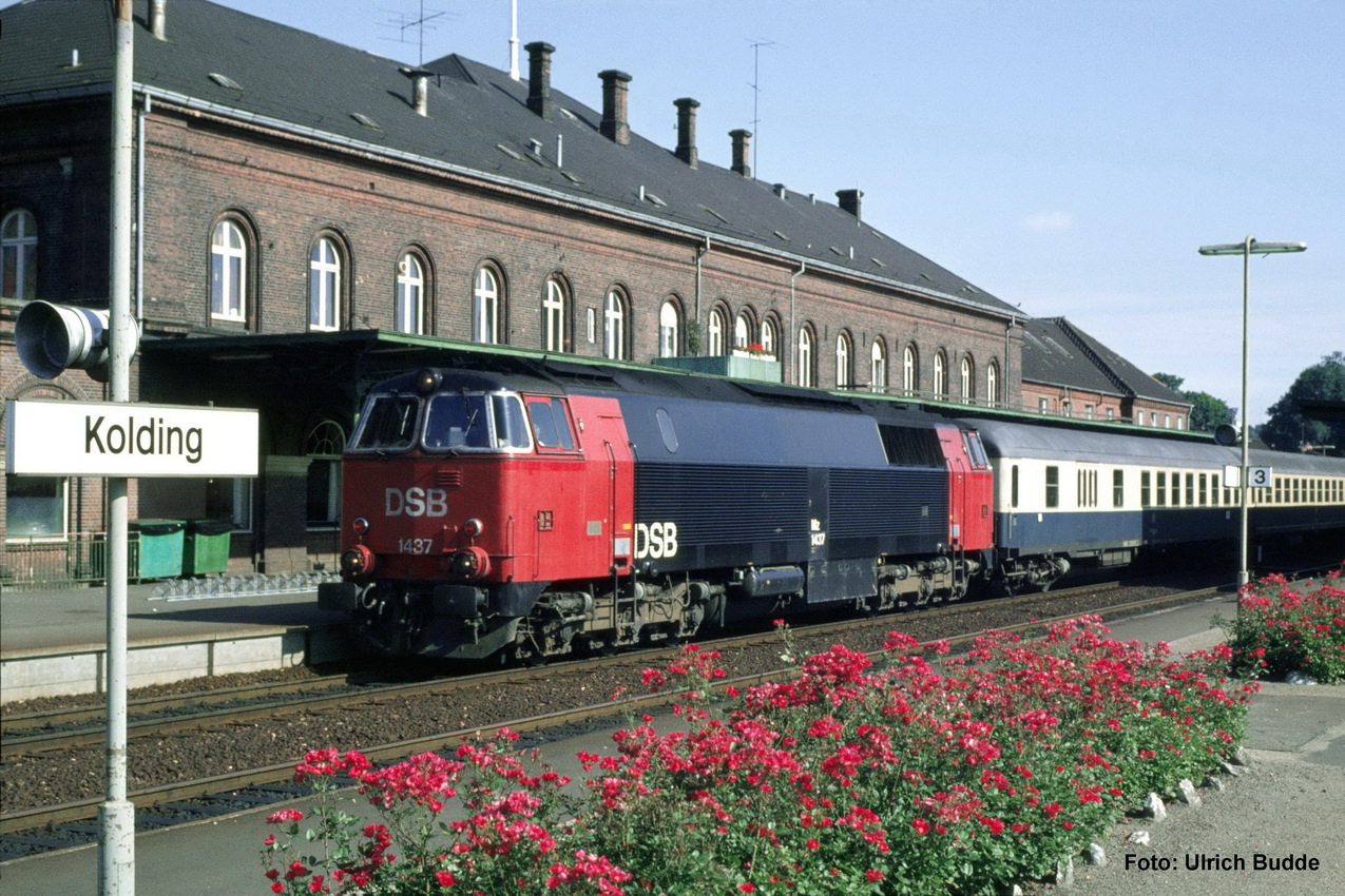 PIKO 22082 Spur H0  Sound-Diesellok BR MZ DSB IV, in359
