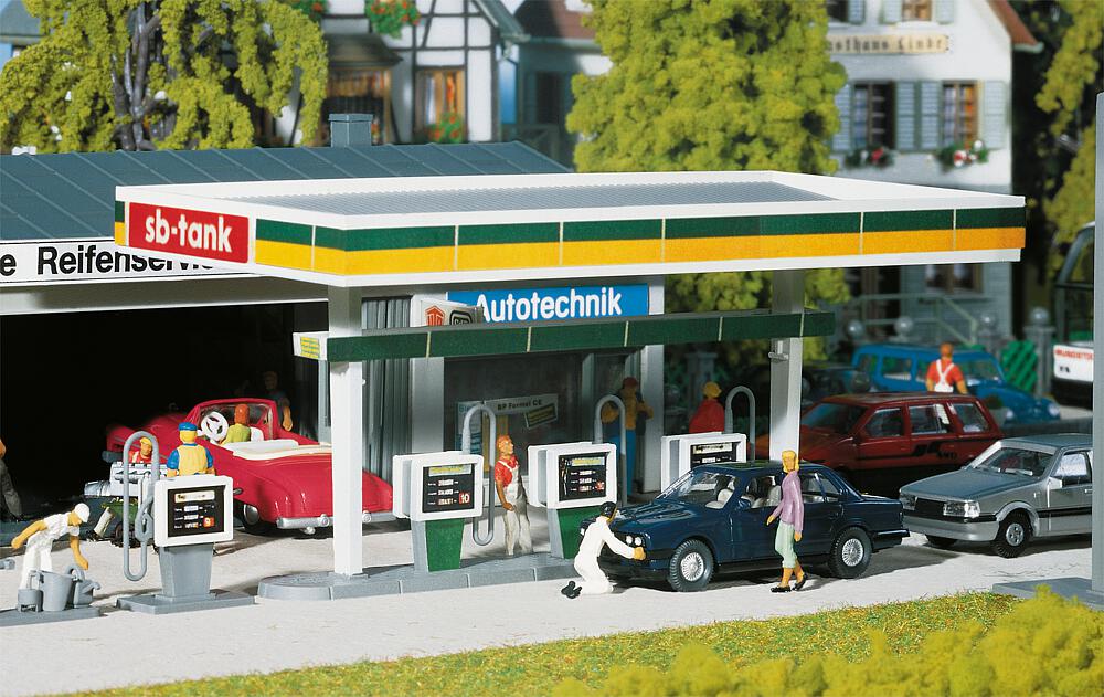 Faller 130346 Spur H0 Überdachte Zapfsäulen          19,49