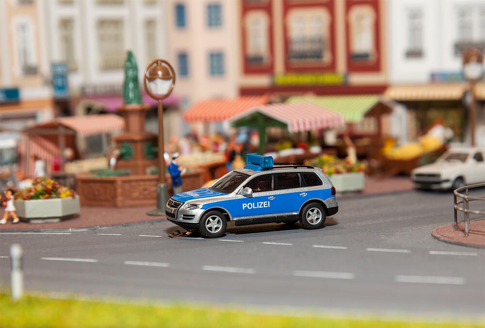 Faller 161543 Spur H0 VW Touareg Polizei (WIKING)          1
