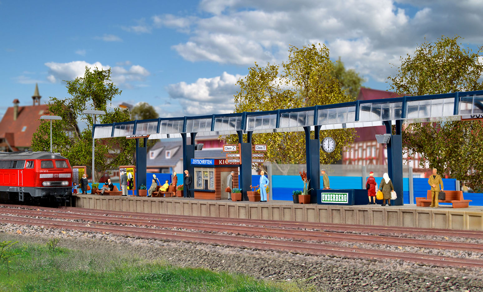 Vollmer 43538 Spur H0 Bahnsteig                    52,95