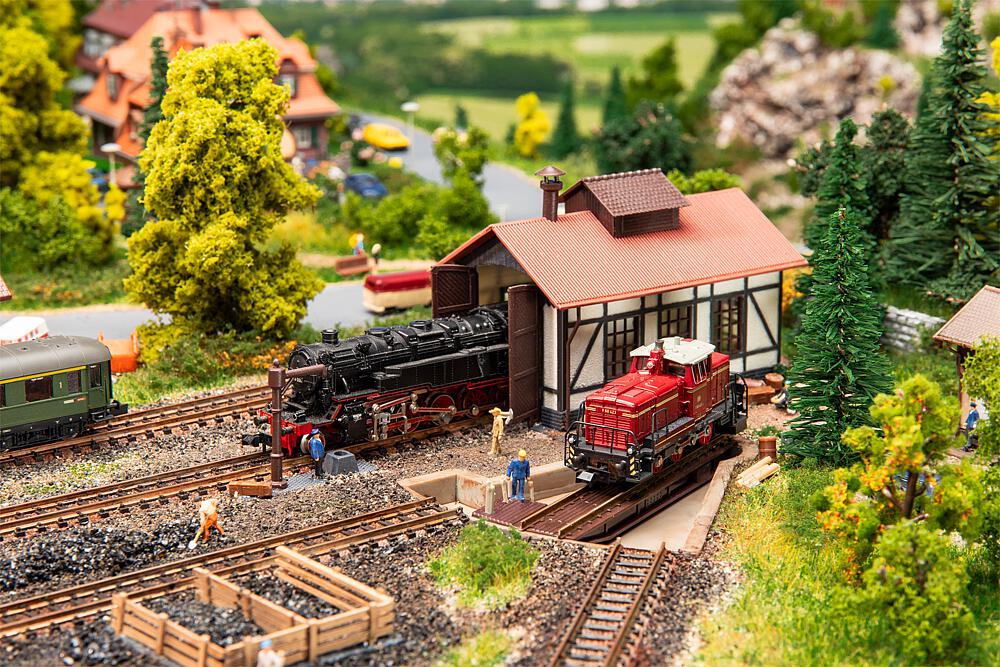 Faller 222104 Spur N Segmentdrehscheibe mit Lokschuppen