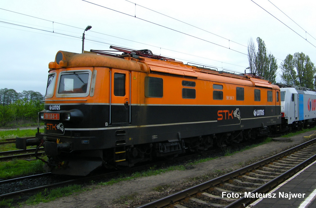 PIKO 21029 Spur H0  E-Lok 181 STK VI                215