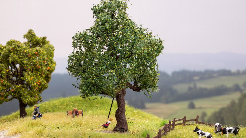 NOCH 21769 Spur N micro motion Baum mit Schaukel 9 c69,99